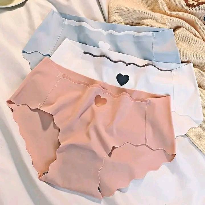 Women’s Seamless Panties – Soft Stretch Heart Design Underwear