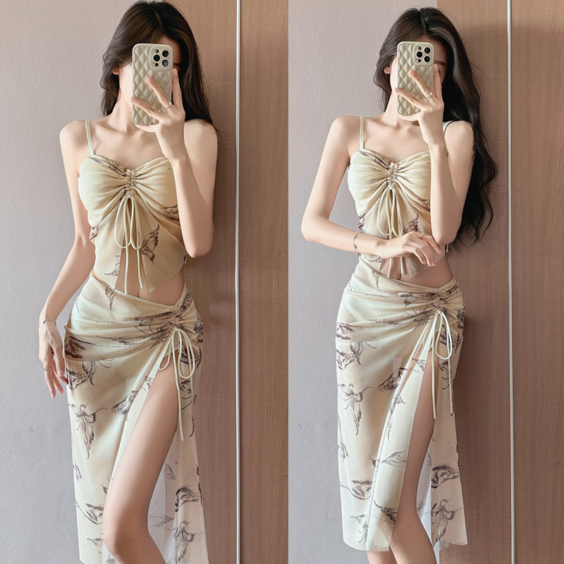 Women’s Floral Print Ruched Two-Piece Set – Crop Top & Side Slit Midi Skirt