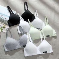 Women’s Seamless Wireless Sports Bra – Soft Padded Everyday Comfort Bra