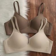Women’s Smooth V-Neck Molded Cup Bra with Mesh Centre, Wide Side Panels and Adjustable Shoulder Straps